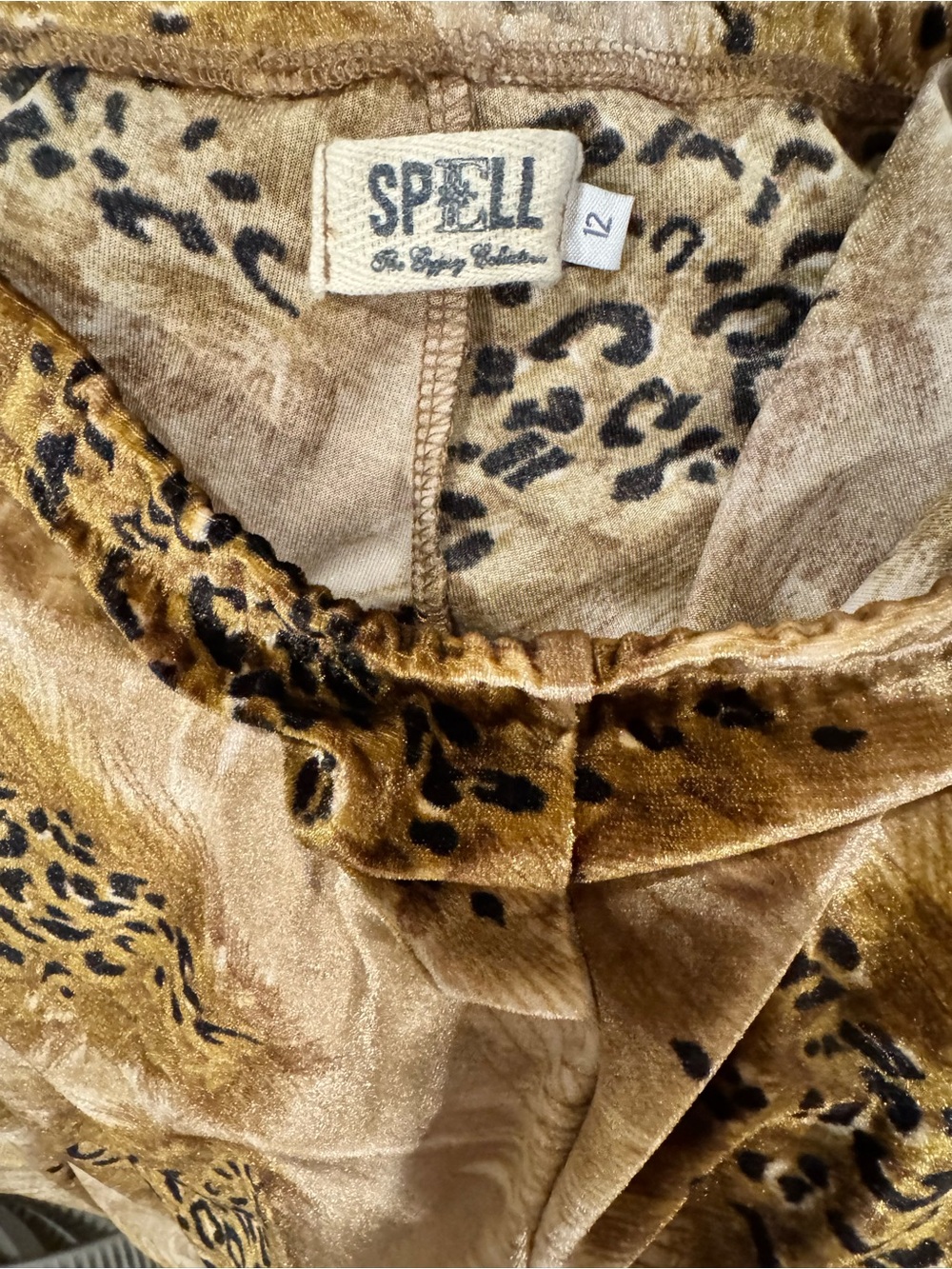 Spell Savannah Velvet Leggings 12 🦄 - Picture 10 of 10